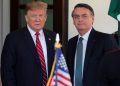 Bolsonaro avalia conversar com Donald Trump para falar sobre tarifaço